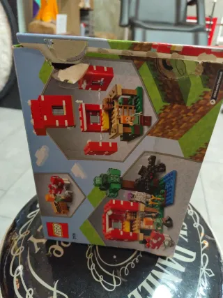 LEGO Minecraft 21179 non completo