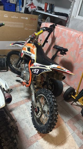 IMR 190 Cross