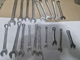 Lote de llaves variadas