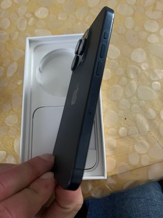 iPhone 15 Pro 256GB 89% Batería Pantalla Cambiada