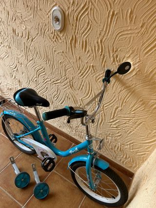 Bicicleta infantil Profi (4-7 años)