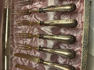 Set vintage di posate per dessert in alpaca dorato