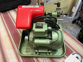 Máquina Duplicadora Llaves CADELL