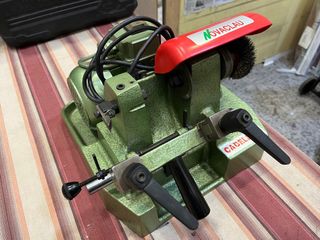 Máquina Duplicadora Llaves CADELL