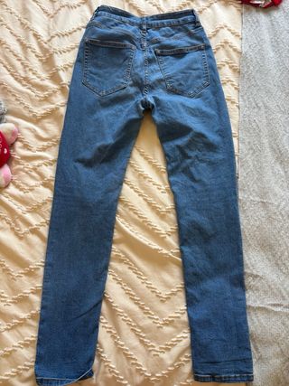 Pantalones vaqueros Pull and Bear