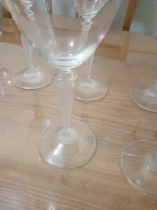 Juego de 8 copas de vino de cristal
