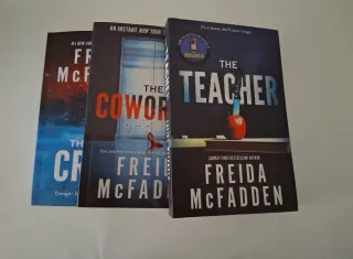 Freida mcfadden 5 books set