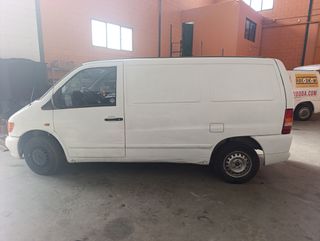 Mercedes-Benz Vito 2000