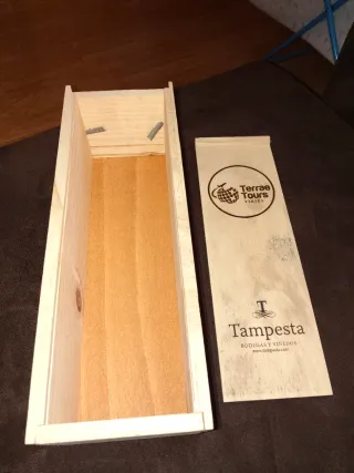 Caja de madera