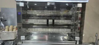 Asador de pollos profesional 3 Espadas casi nuevo