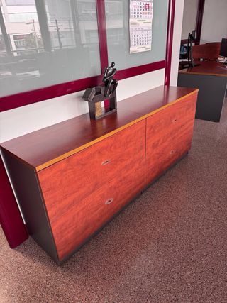 Muebles de oficina madera y metal