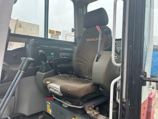 Miniexcavadora Takeuchi TB290