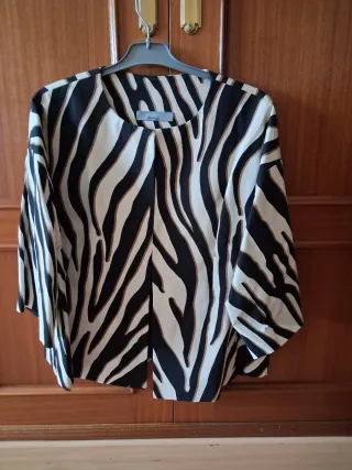 Chaqueta de vestir estampada cebra