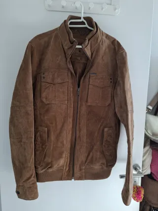 Chaqueta Pull&Bear ante piel marrón