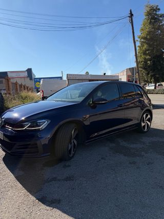 Volkswagen Golf Gti 7.5