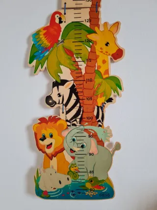 Medidor infantil jungla madera