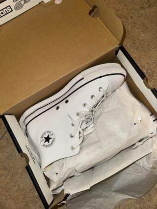 Converse Piel Blancas