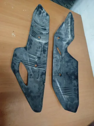 Cubierta de tubo de escape Honda Forza