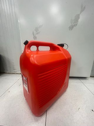 Garrafa de combustible   30 L Y 20 L