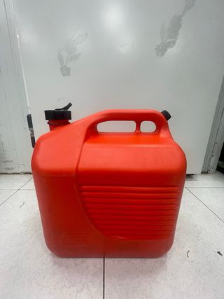 Garrafa de combustible   30 L Y 20 L