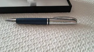 Estilográfica y bolígrafo USC y DEUSTO