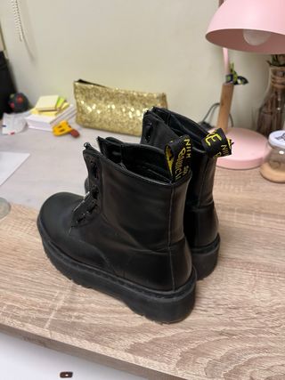 Botas Dr. Martens plataforma cremallera militar