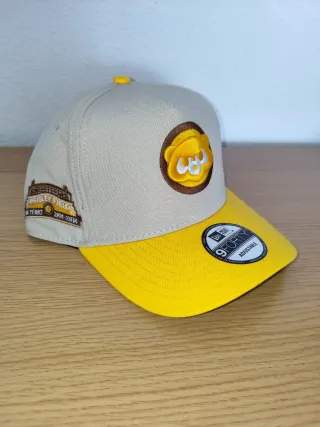 Gorra New Era Beige y Amarilla
