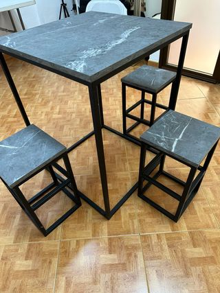 Mesa de forja con 3 taburetes