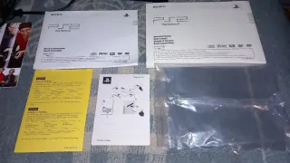 Consola Sony PlayStation 2 Negra en caja