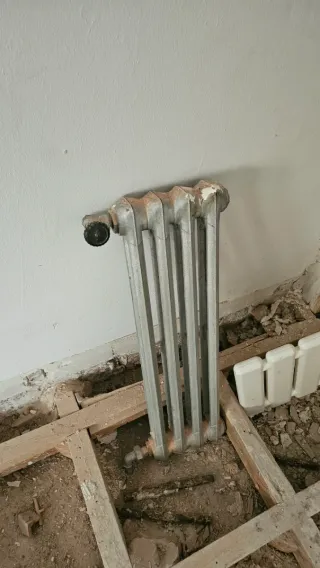 Radiador de hierro fundido (2 columnas)