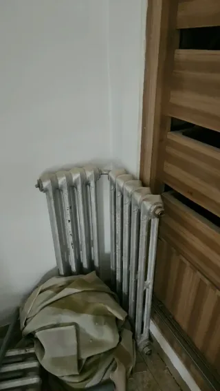 Radiador de hierro fundido (2 columnas)