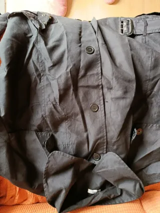 Gabardina negra mujer