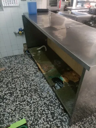 Mueble acero pasaplatos office restaurante