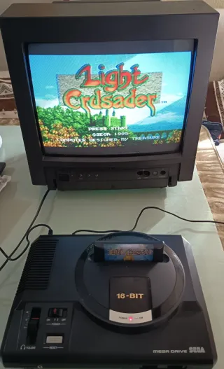 Console Sega Mega Drive con Sonic