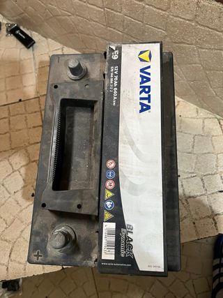 Batería Varta Black Dynamic 12V 70Ah