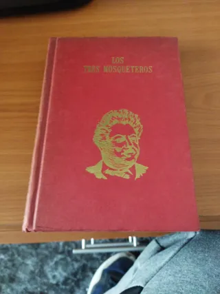 Libro los tres mosqueteros