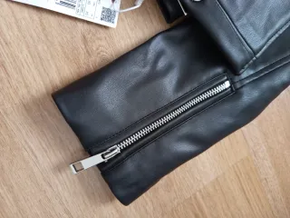 Cazadora Biker Efecto Piel Negra