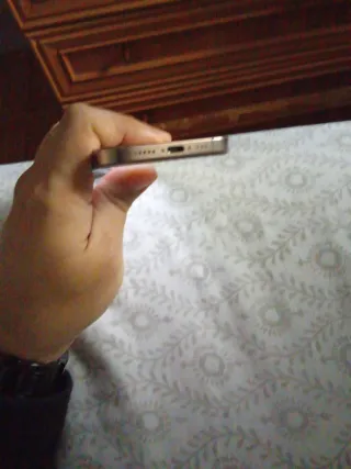 iPhone 16 Pro Como Nuevo NEGOCIABLE