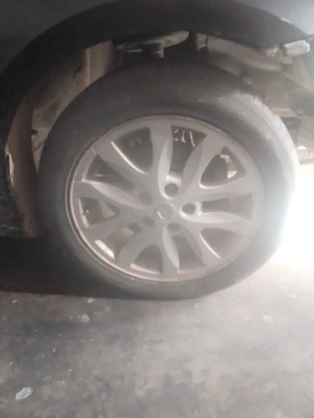 Llantas Renault Laguna 215/50 R17