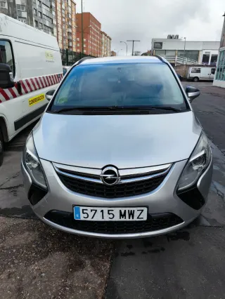 Opel Zafira 2013