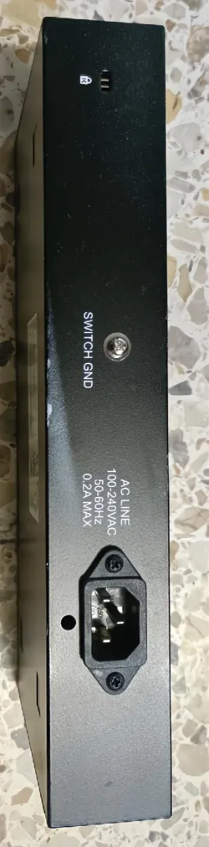 Switch D-Link DGS-1016D 16 Puertos Gigabit