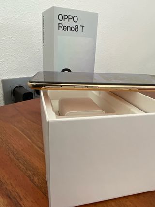 Oppo Reno8 T Arancione