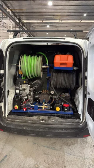 Desatascos Empresa de camión de desatascos en Madr