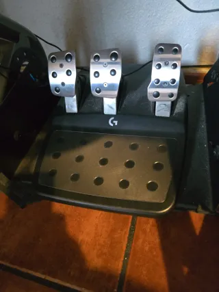 Pack Playseat Logitech y Volante Logitech G923