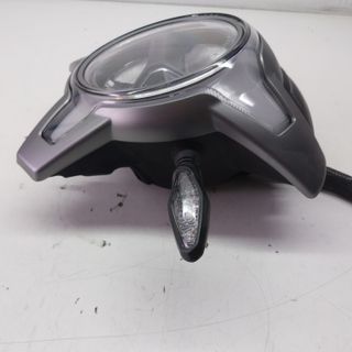 Fanale anteriore CF Moto 700 2024-2025