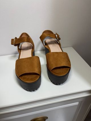 Sandalias de plataforma tacón ancho