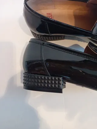 Zapatos de piel negros punta tacón bajo T.36