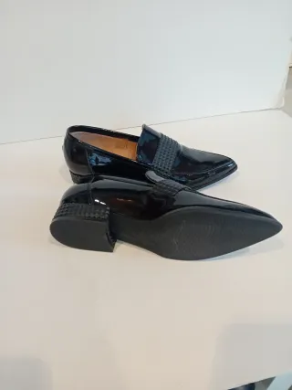 Zapatos de piel negros punta tacón bajo T.36