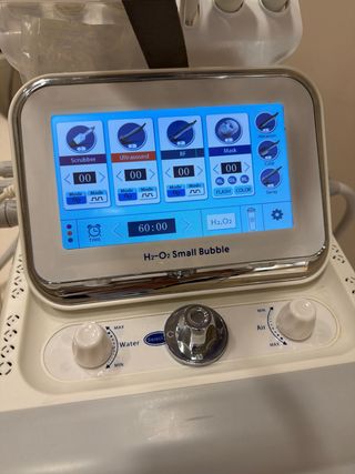 Máquina Hydrafacial con LED Mask