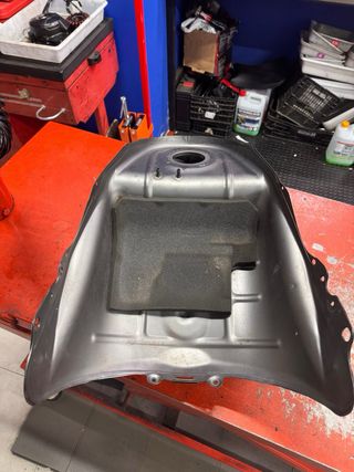 Depósito Gasolina MT09 900cc 2013-2016 (Reparar)